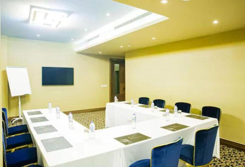 هتل Royal Residence Suites