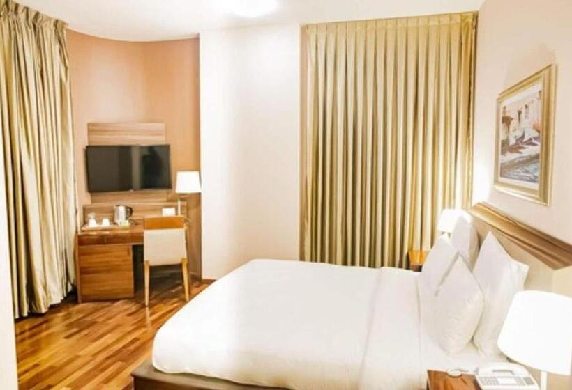 هتل Royal Residence Suites