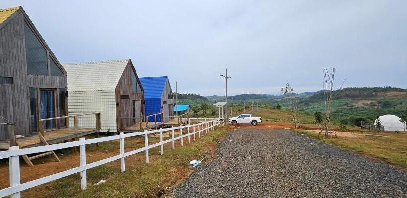 هتل Trapeang Sneh