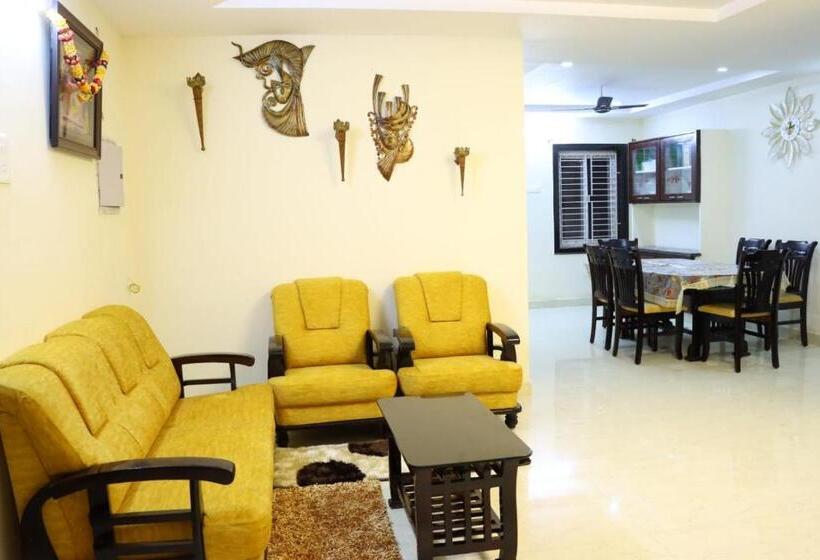 هتل Visweswara Grand