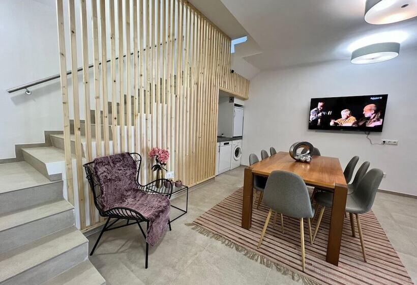 Modern Hotel Krems Hauptbahnhof