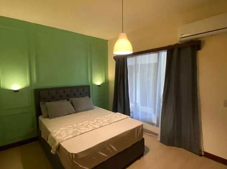 Oasis By Franklin Hotel Boutique