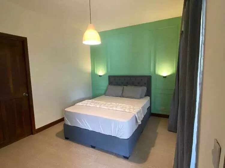 Oasis By Franklin Hotel Boutique