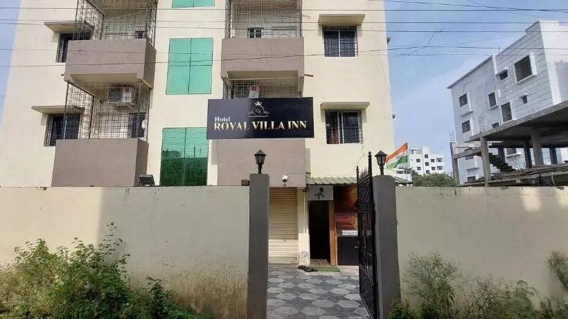 Oyo Hotel Royal Villa Inn