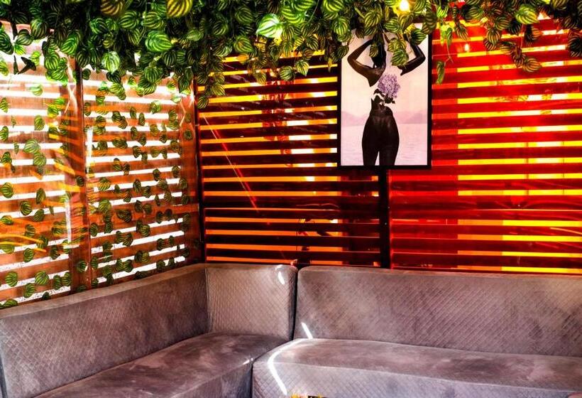 پانسیون Coded Hub Guest House