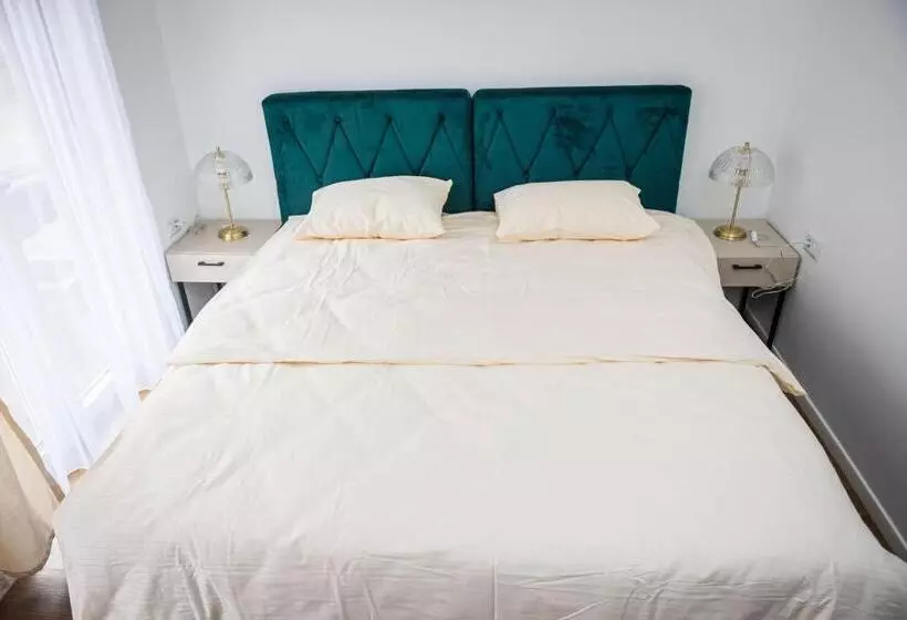 پانسیون Leo Luxury Rooms I Apartments