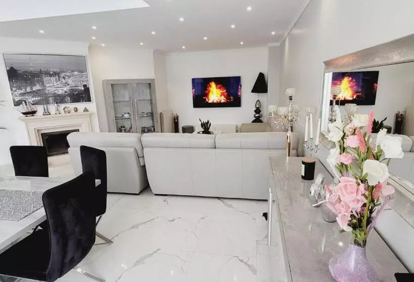 ペンション Maison Moderne, 20 Min De Paris