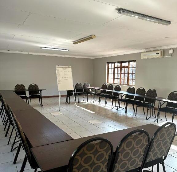 Пансион The Hempel Guesthouse