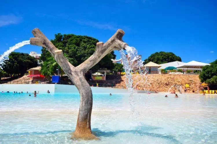 Piazza Diroma Com Acesso Ao Acqua Park   Luciana