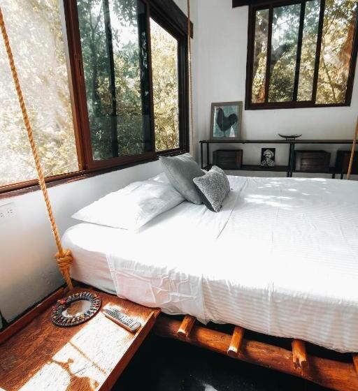 Quantum Mayan Skyloft