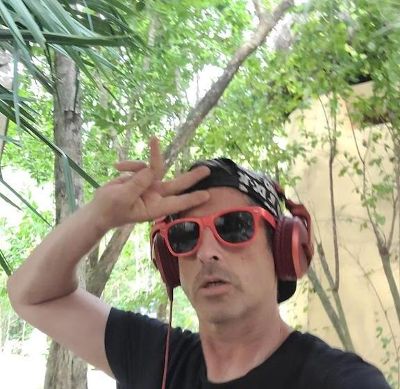 Quantum Mayan Skyloft