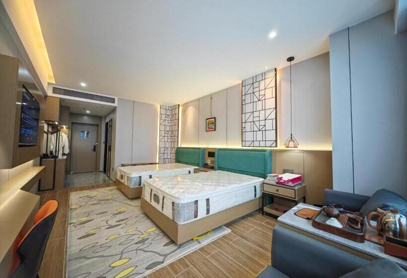 Shenzhen Zhongchen International Hotel Shenzhen Baolong Subway Station Branch