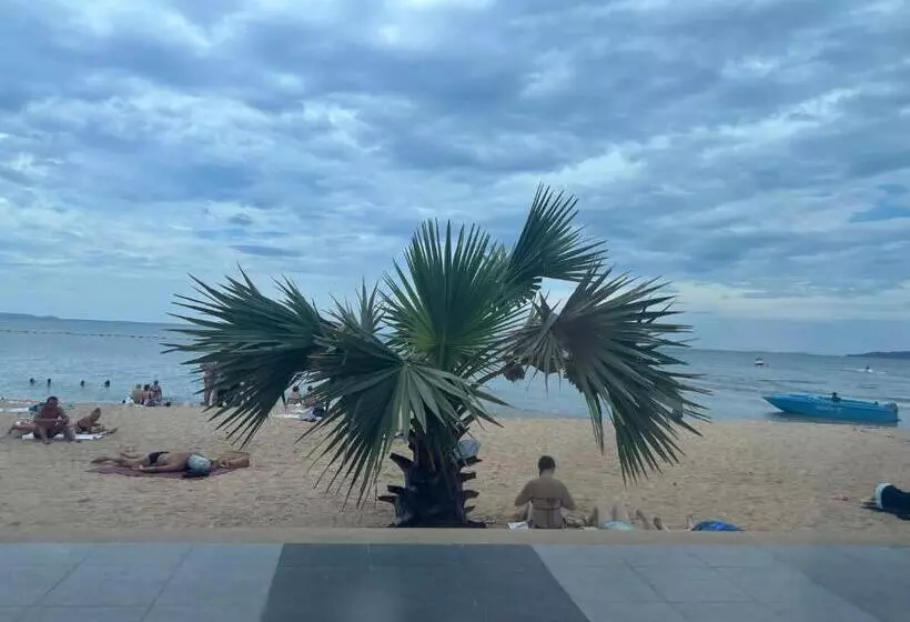 View Talay Residence 4 Jomtien 56 Sqm Pool View