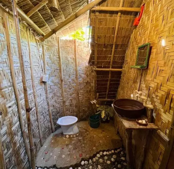 ユースホステル Tribal Huts Community