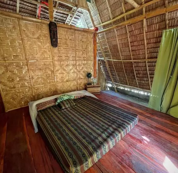 ユースホステル Tribal Huts Community