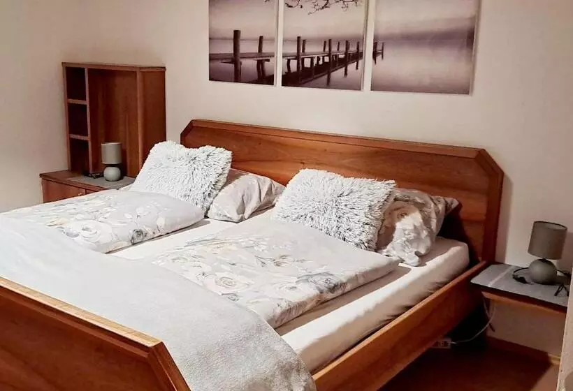 Aamiaismajoitus (B&B) Almgasthof Spitzer