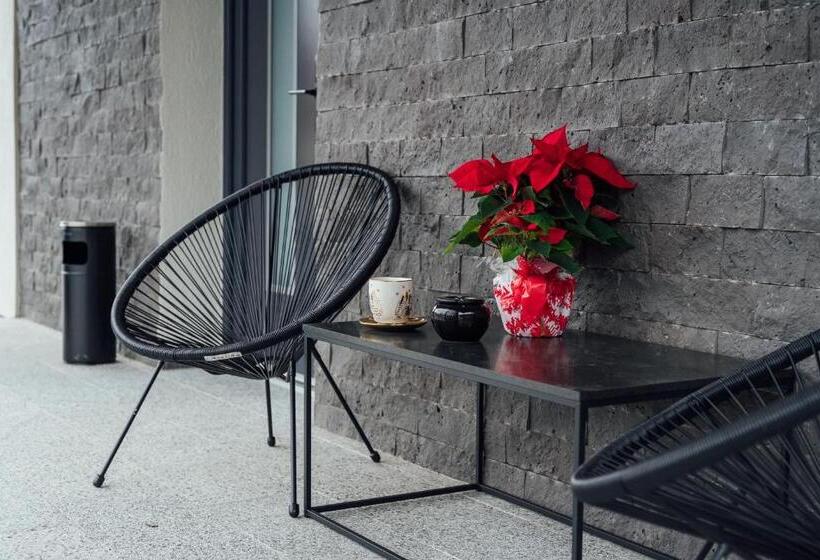 تختخواب و صبحانه Gerab Resort