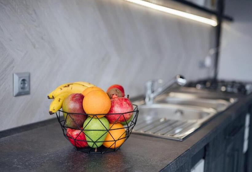 تختخواب و صبحانه Gerab Resort