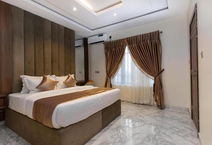 تختخواب و صبحانه God S Touch Apartments Remi Fani Kayode Gra. Ikeja