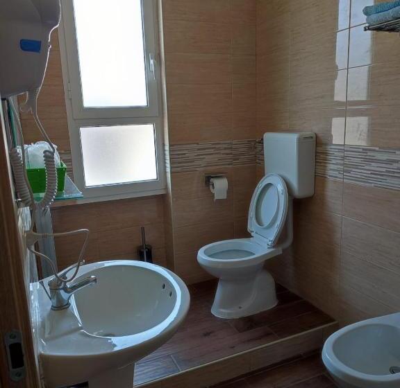 هتل Alo Alo Albergo