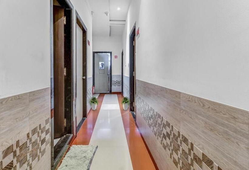 فندق Kailash Park