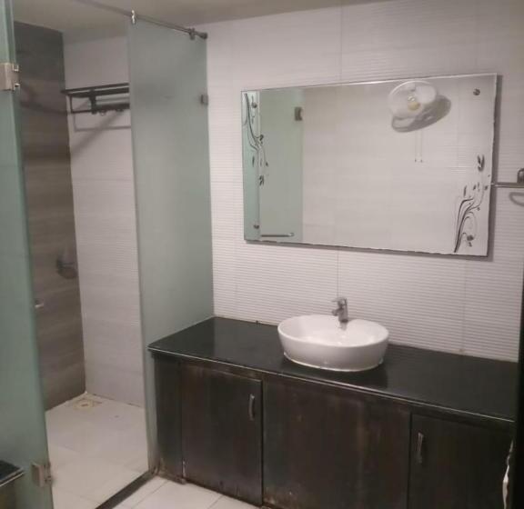 ホテル Krishna Palace