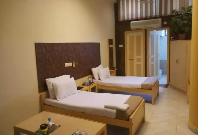 ホテル Krishna Palace