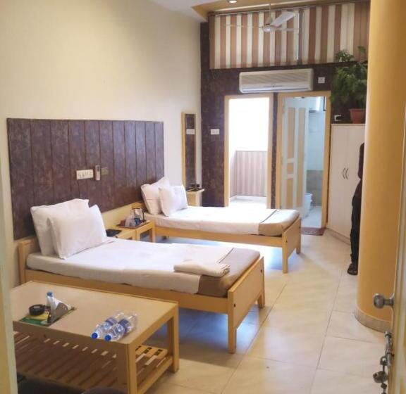 ホテル Krishna Palace