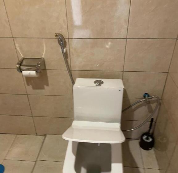 هتل Lakeshore Victoria View Apartments