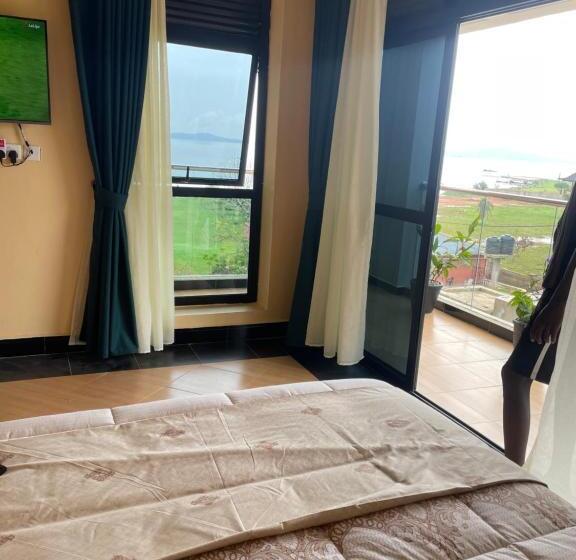 هتل Lakeshore Victoria View Apartments