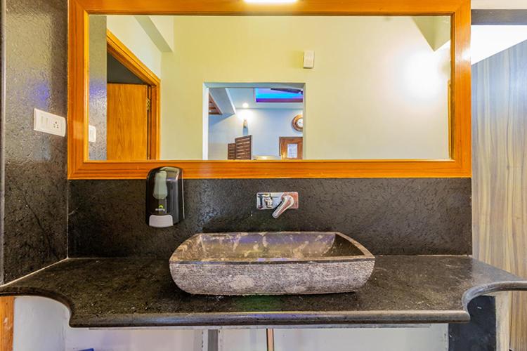 בית מלון כפרי Mc Goa Holidays Bnb