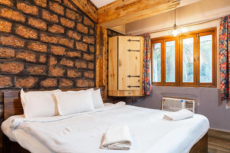 בית מלון כפרי Mc Goa Holidays Bnb