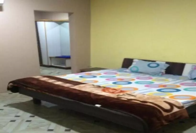 Hotelli Silver Residency,chhota Udepur