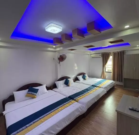 Trung Hiếu Hotel   Bên Cạnh Miếu Bà Chúa Xứ