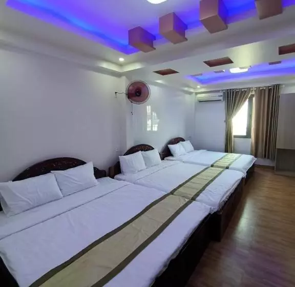Trung Hiếu Hotel   Bên Cạnh Miếu Bà Chúa Xứ