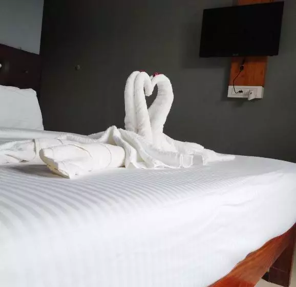 Hotelli Yogitree Beach Resort & Cafe