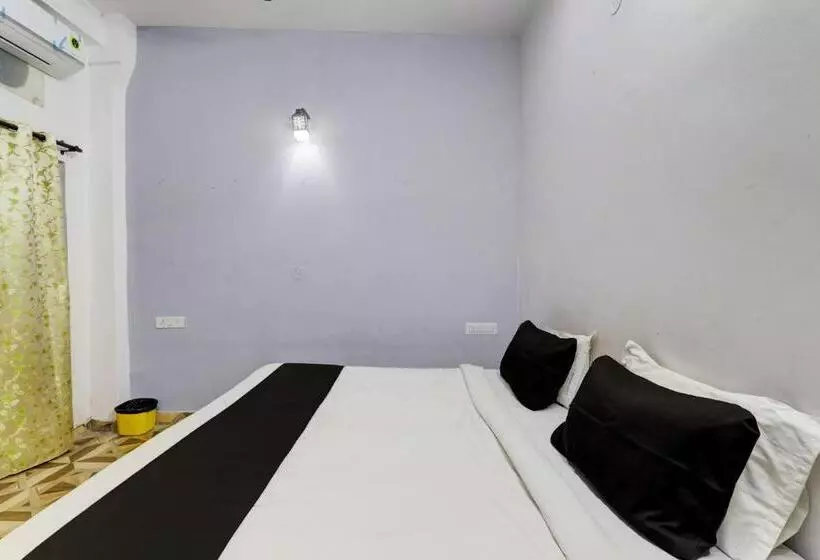 Oyo Flagship Hotel Classic Inn