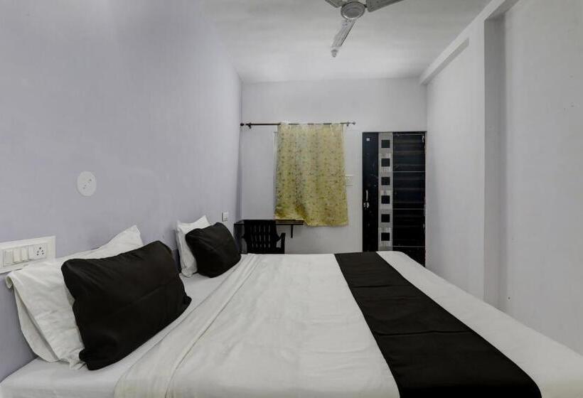 Oyo Flagship Hotel Classic Inn