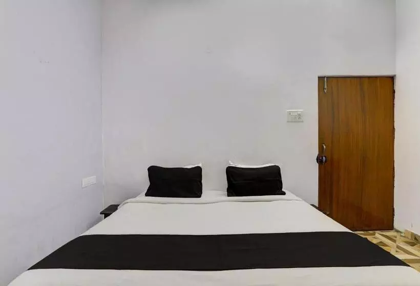 Oyo Flagship Hotel Classic Inn