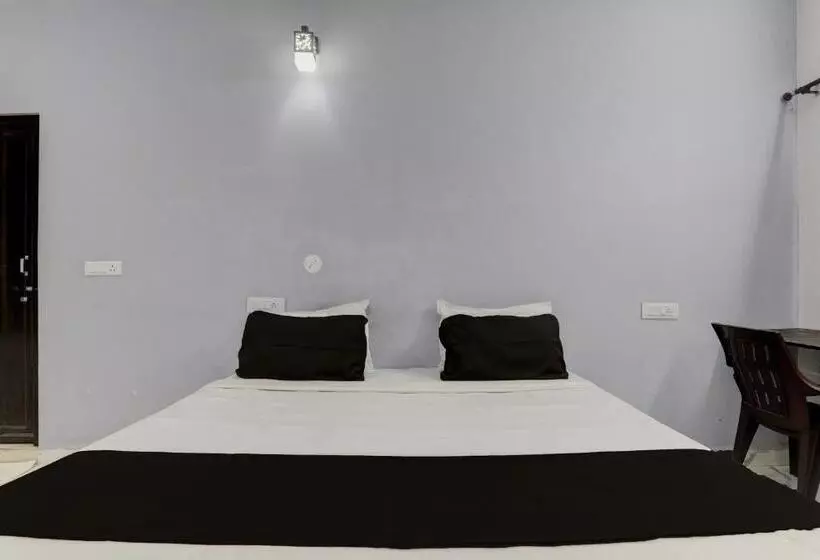 Oyo Flagship Hotel Classic Inn