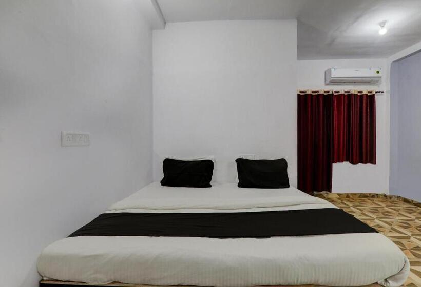 Oyo Flagship Hotel Classic Inn