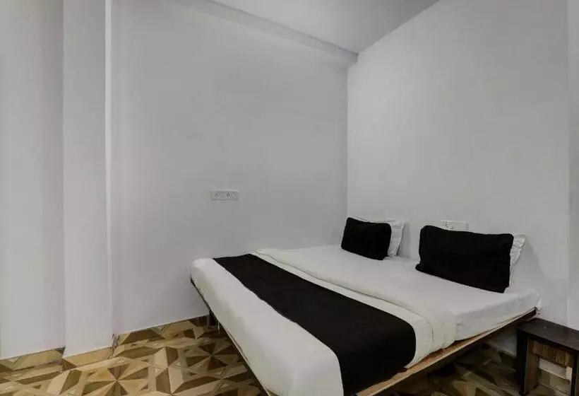 Oyo Flagship Hotel Classic Inn