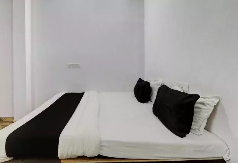Oyo Flagship Hotel Classic Inn