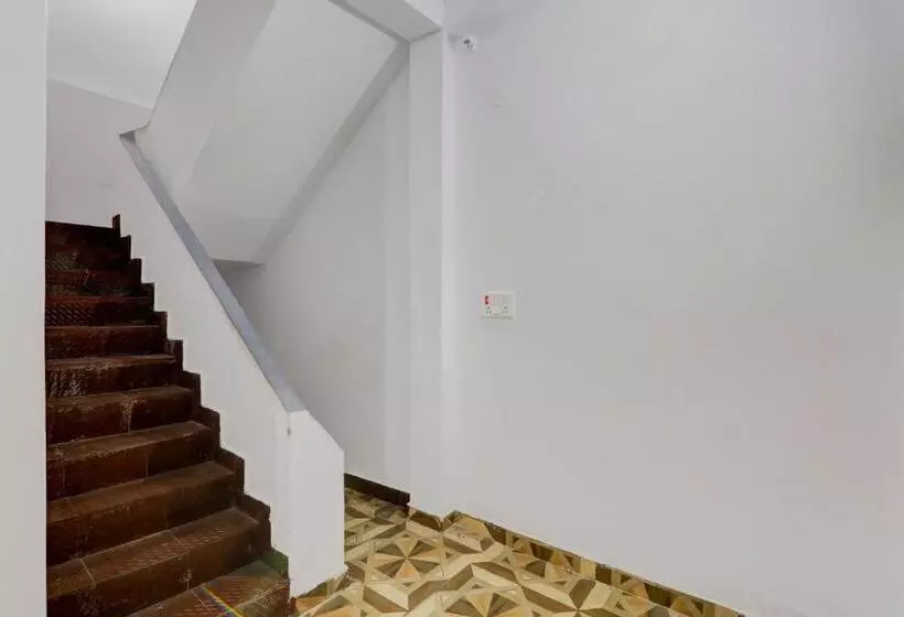 Oyo Flagship Hotel Classic Inn