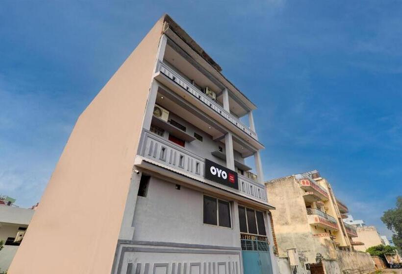 Oyo Flagship Hotel Classic Inn