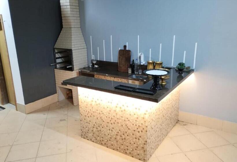 پانسیون Lazer Ou Quartos Em Colina De Laranjeiras