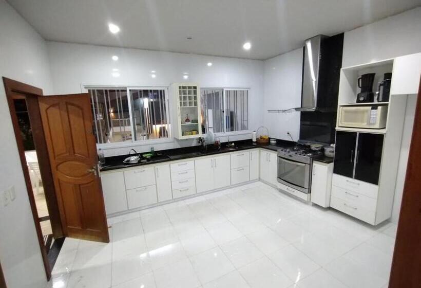 پانسیون Lazer Ou Quartos Em Colina De Laranjeiras