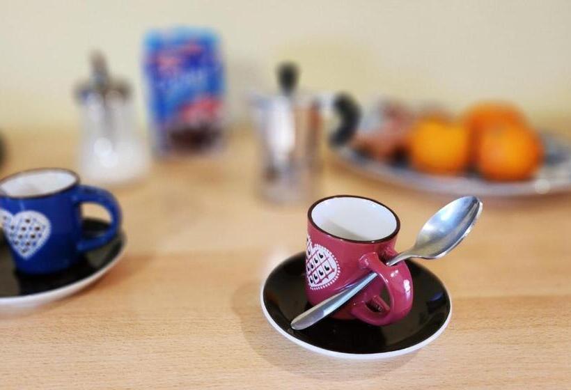 پانسیون L  Asfodelo