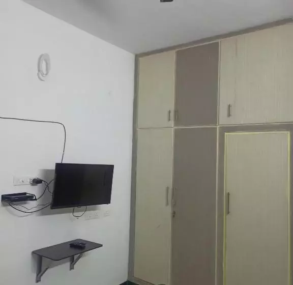 ペンション La Villa Rani