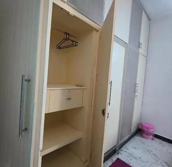 ペンション La Villa Rani